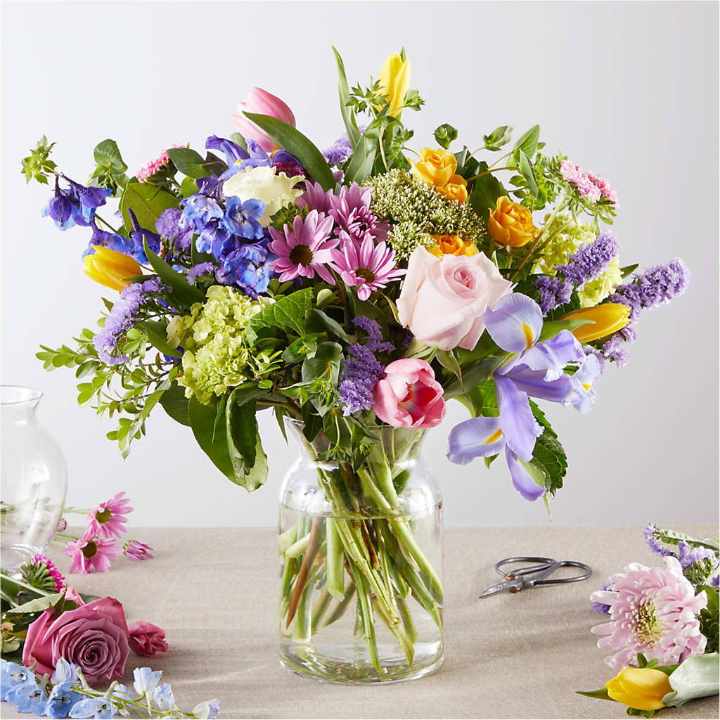 Pastel Tradition - A Florist Original – Luxe Arrangements, Agawam MA