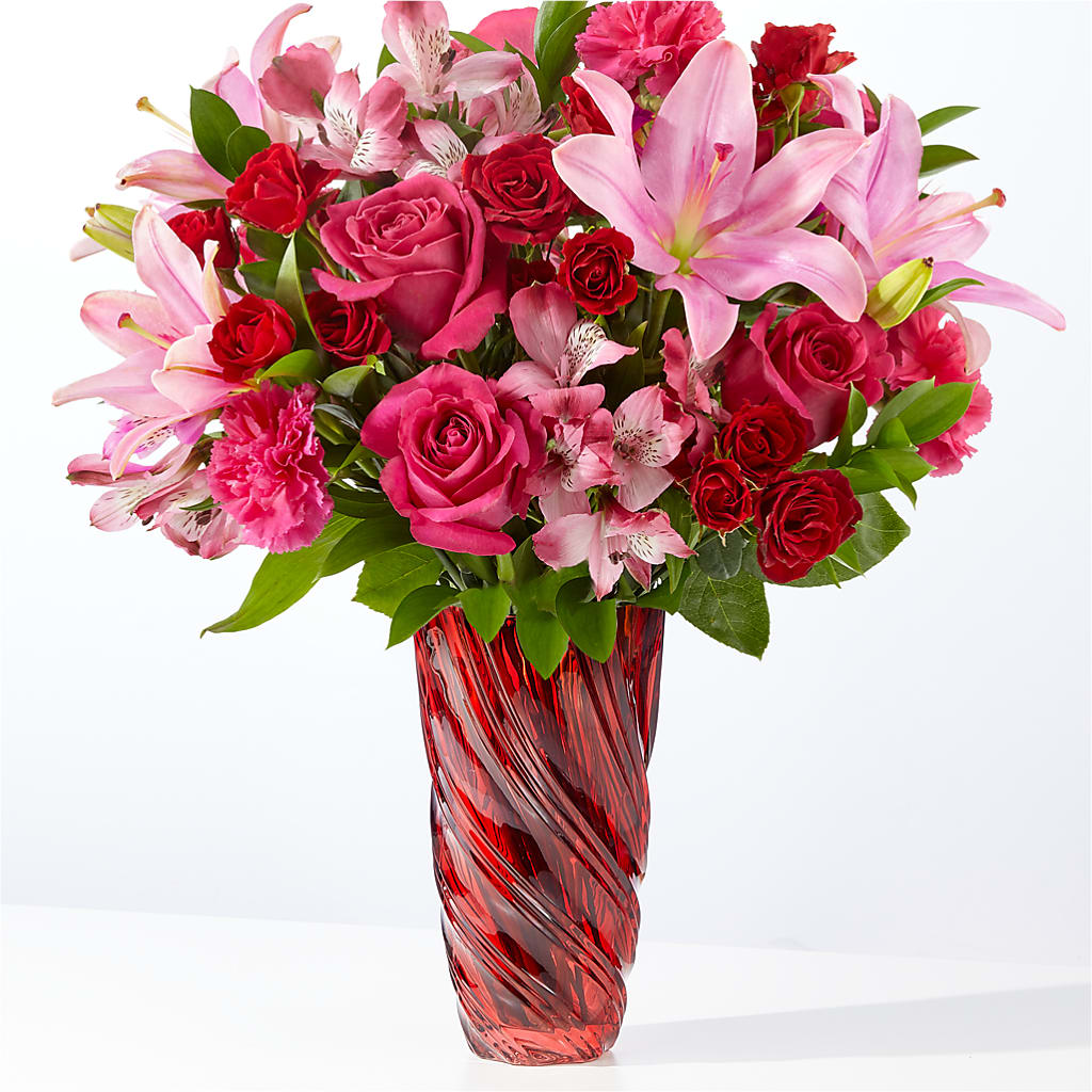 In Love Bouquet with Luxe Swirl Vase – Luxe Arrangements, Agawam MA