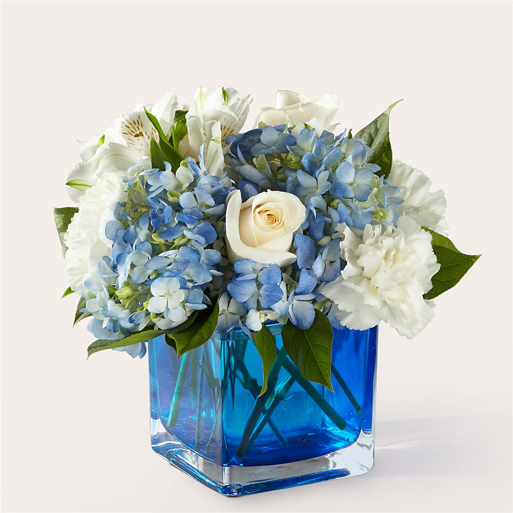 Soothing Waters Bouquet – Luxe Arrangements, Agawam MA