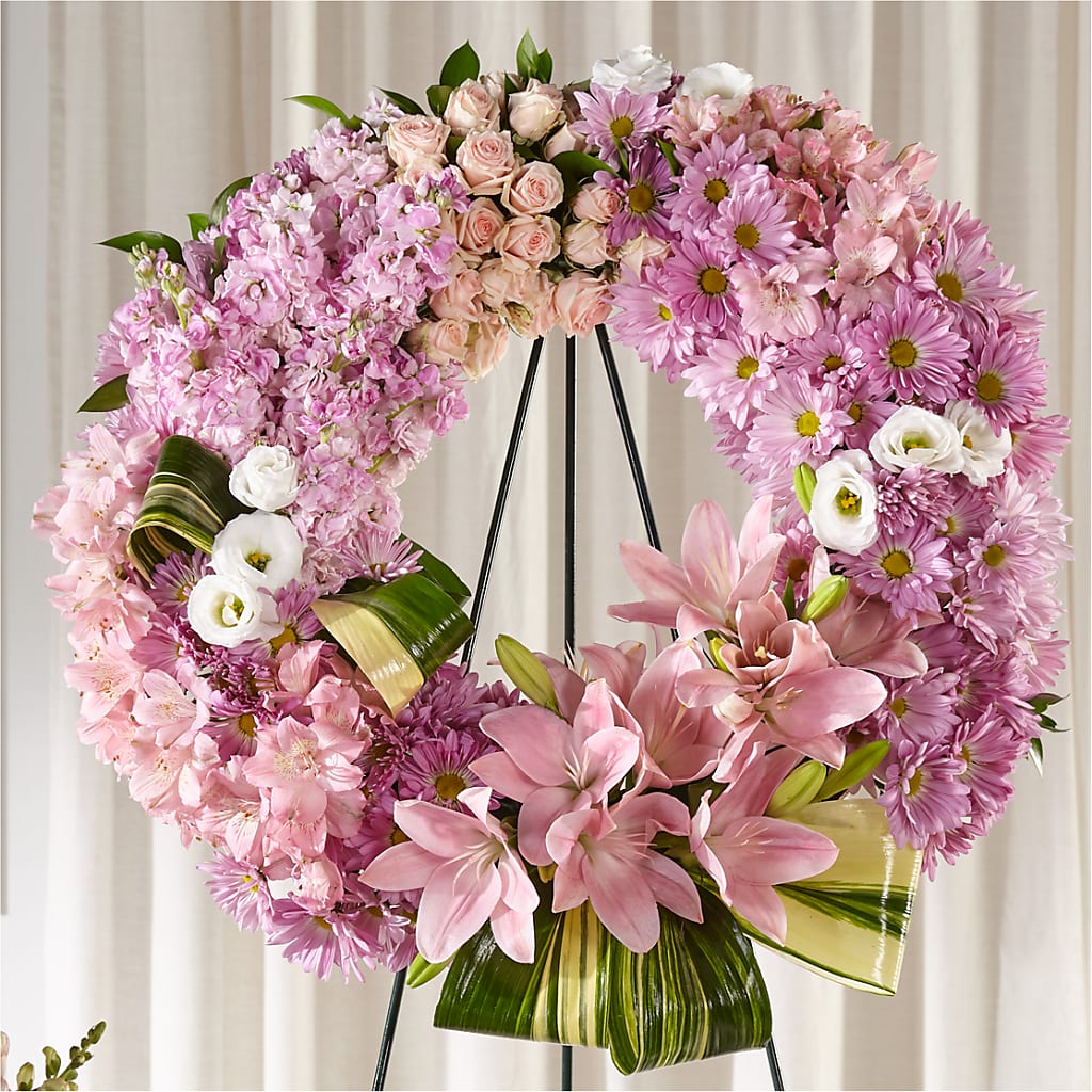 Gift of Warmth Wreath – Luxe Arrangements, Agawam MA