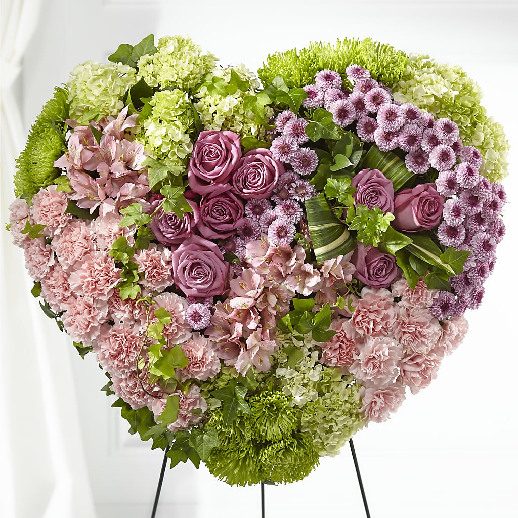 Heartwarming Standing Heart – Luxe Arrangements, Agawam MA