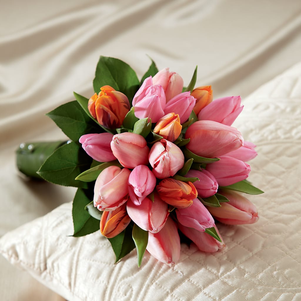 Embraceable Bouquet – Luxe Arrangements, Agawam MA