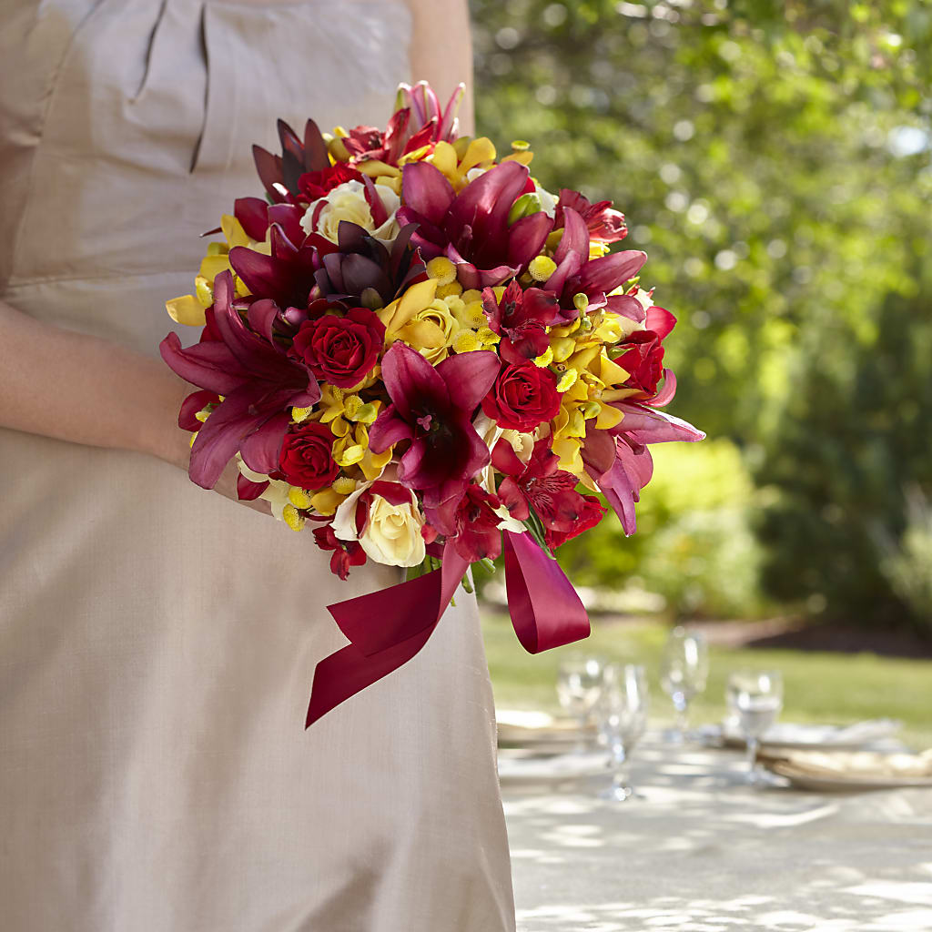 Sunningdale Bouquet – Luxe Arrangements, Agawam MA