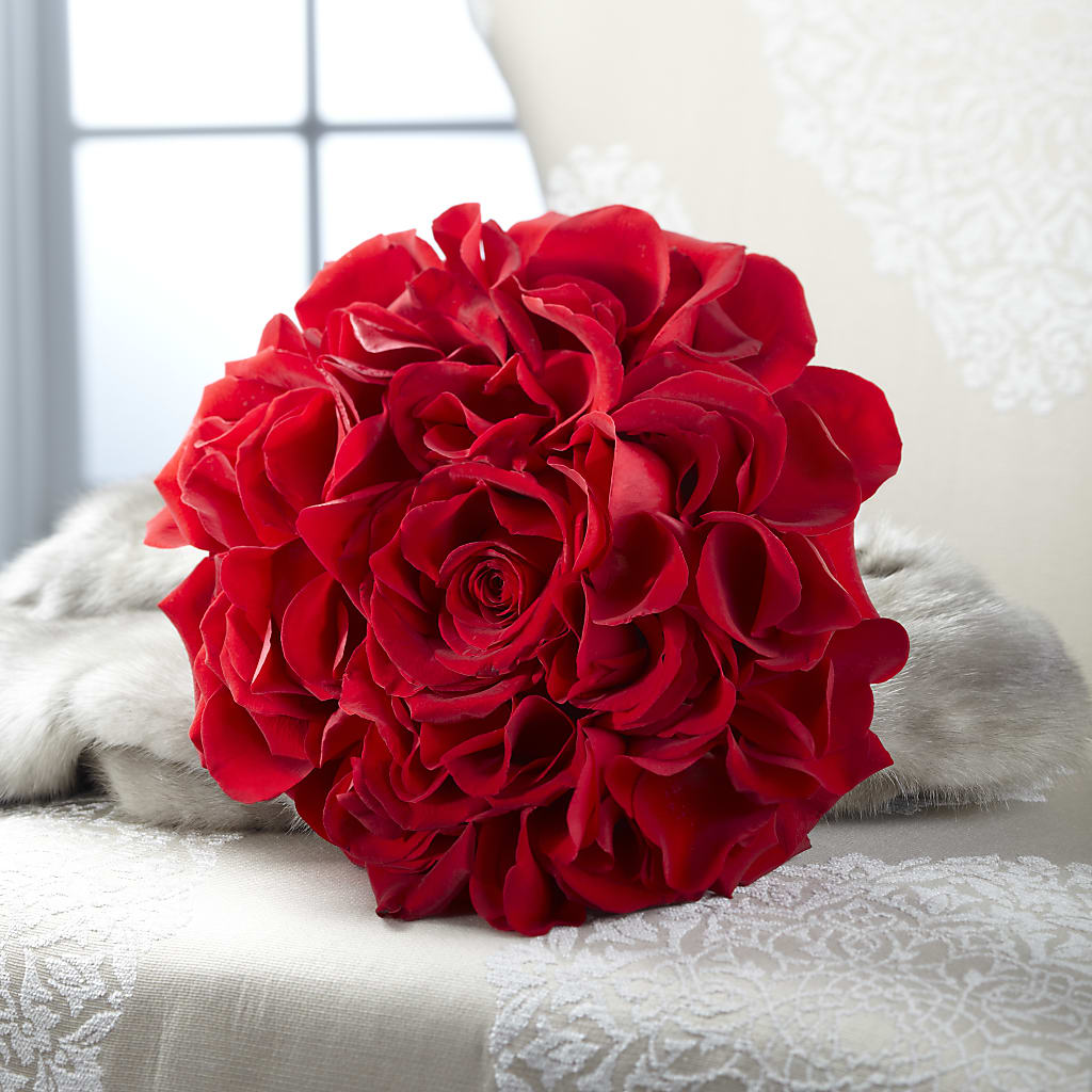Composite Rose Bouquet – Luxe Arrangements, Agawam MA