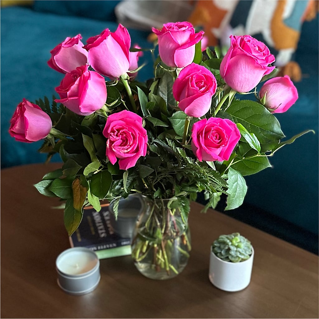 Long Stem Pink Rose Bouquet –  Luxe Arrangements, Agawam MA