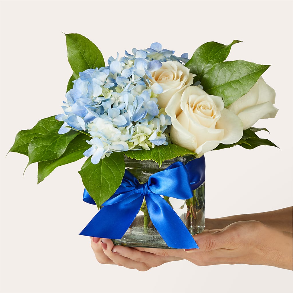 Sky Blue Delight Bouquet –  Luxe Arrangements, Agawam MA