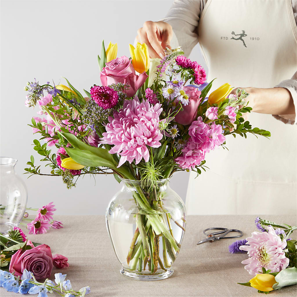 Pastel Tradition - A Florist Original –  Luxe Arrangements, Agawam MA