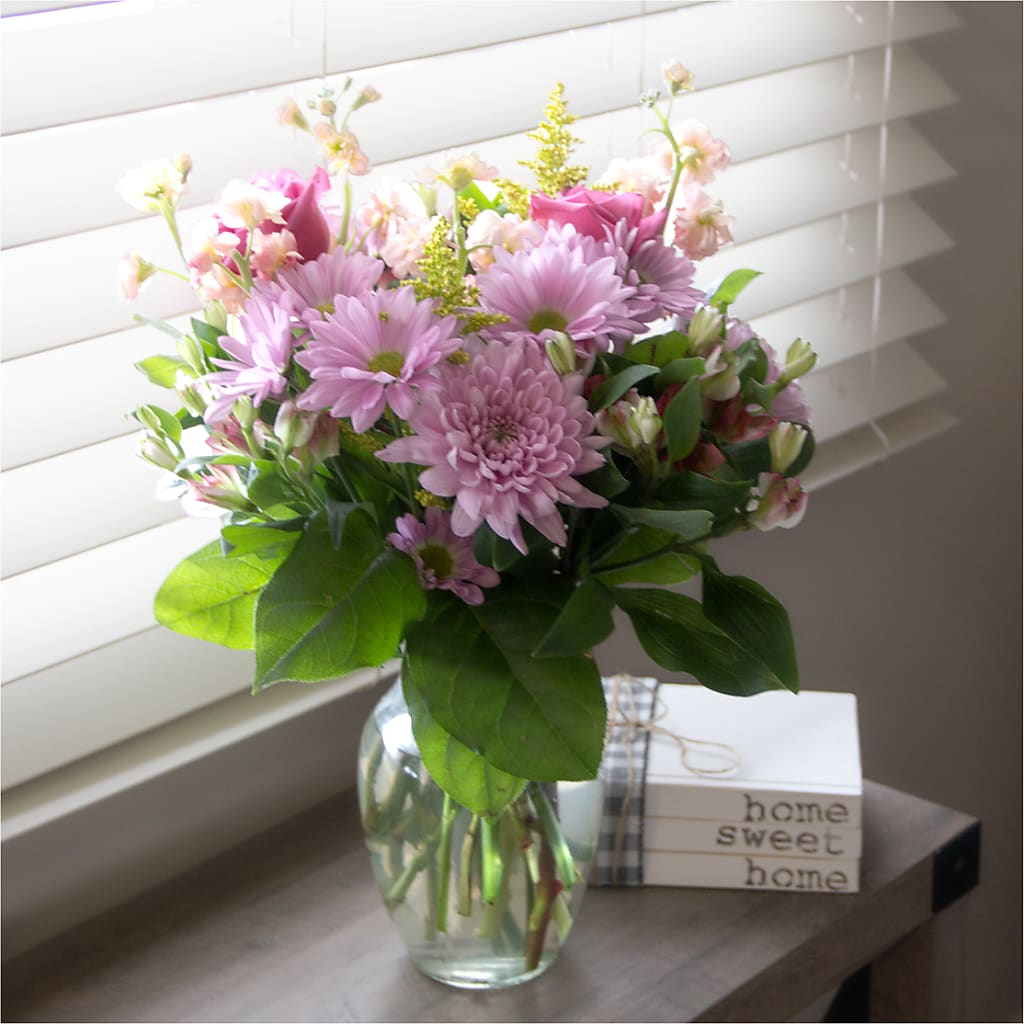 Pastel Tradition - A Florist Original –  Luxe Arrangements, Agawam MA