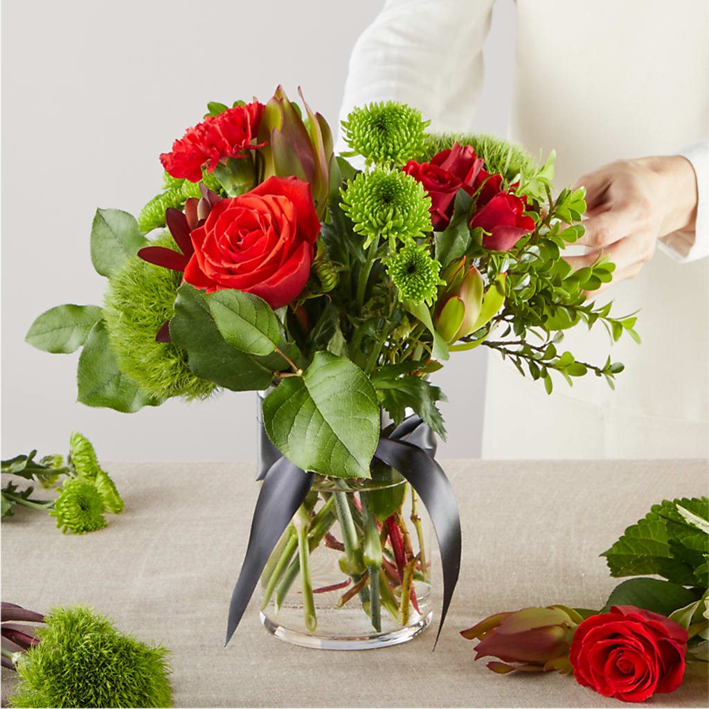Heritage Kindle – A Florist Original –  Luxe Arrangements, Agawam MA