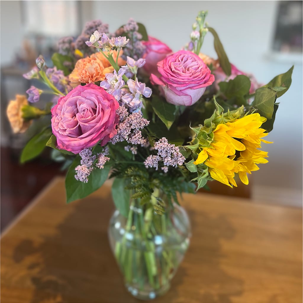Yellow Brick Road Bouquet –  Luxe Arrangements, Agawam MA