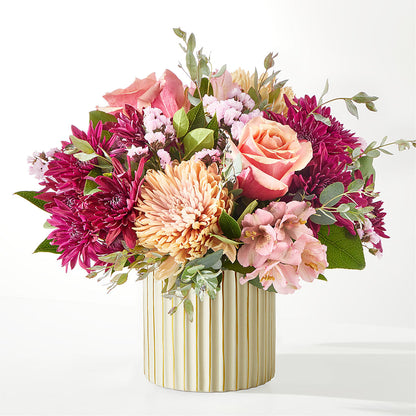 Berry Cobbler Bouquet with Ivory Vase –  Luxe Arrangements, Agawam MA