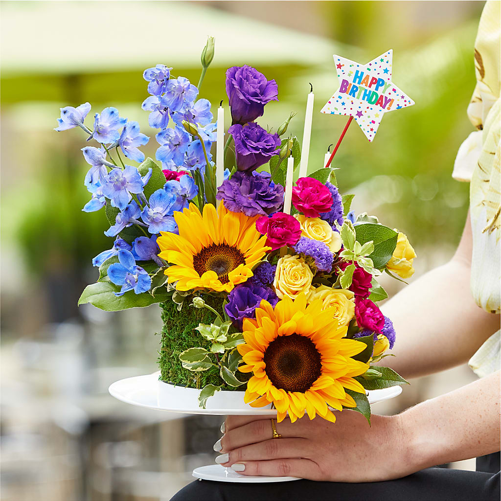 Star of the Day Floral Cake –  Luxe Arrangements, Agawam MA